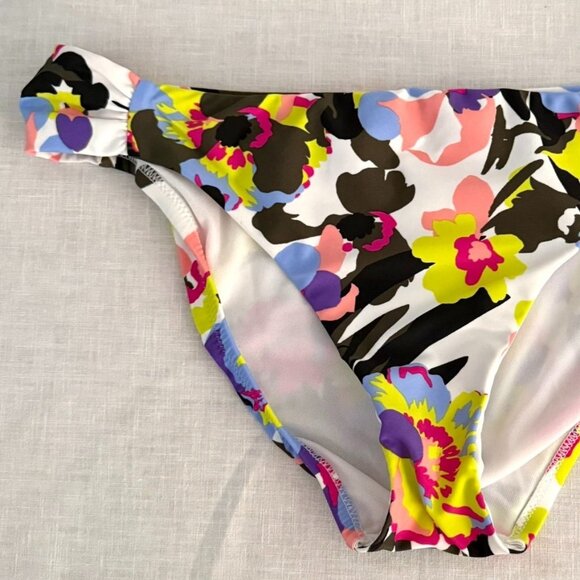 Bar III Floral Bikini Bottom Size Large Paradise Garden Ruched Sides Swim Suite - Picture 8 of 8